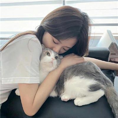 悲伤秘密的摇篮曲